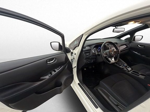 Nissan Leaf 11 of 30
