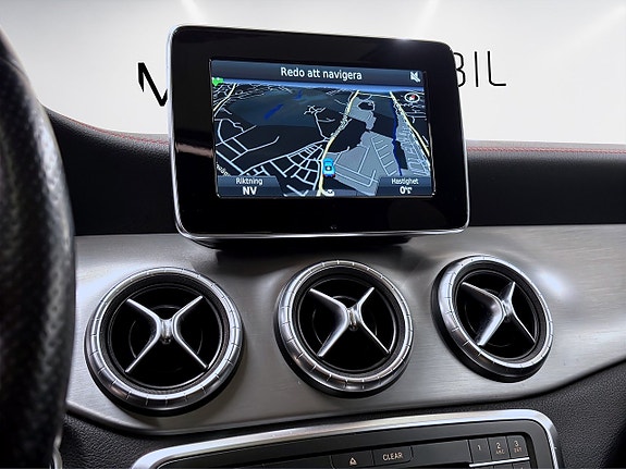Mercedes-Benz CLA250 18 of 18