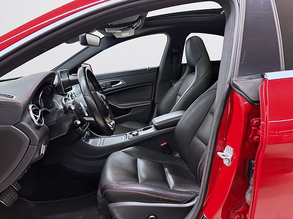 Mercedes-Benz CLA250 7 of 18