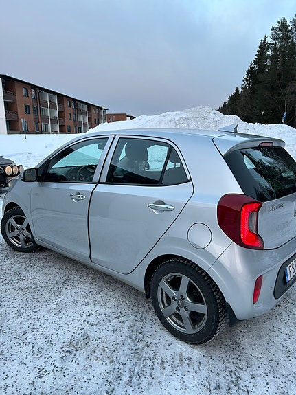 Kia Picanto 4 of 7
