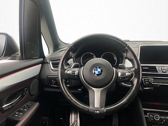 BMW 220i 12 of 30