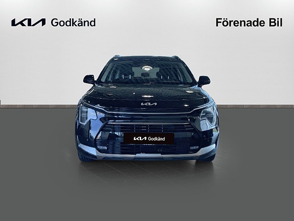 Kia Niro 2 of 15