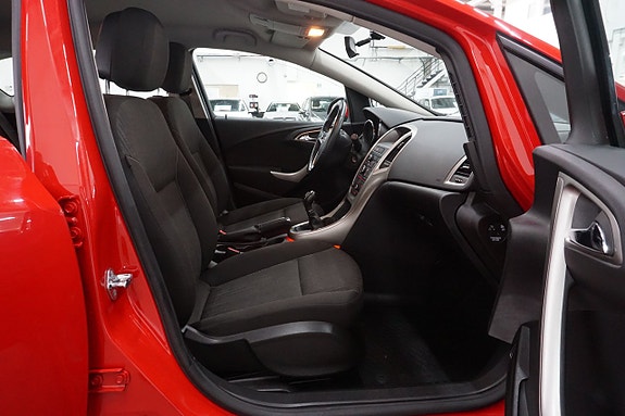 Opel Astra 11 of 18