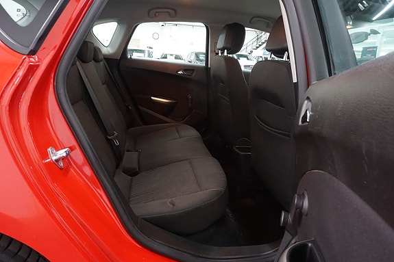 Opel Astra 10 of 18