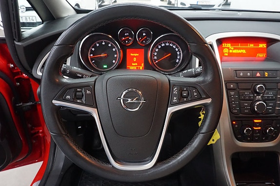 Opel Astra 14 of 18