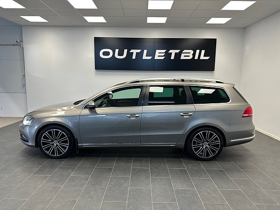 Volkswagen Passat 2 of 26