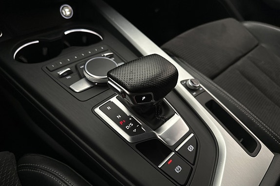 Audi A4 23 of 30
