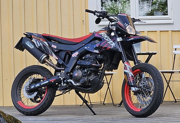 Aprilia SX 125 4 of 6