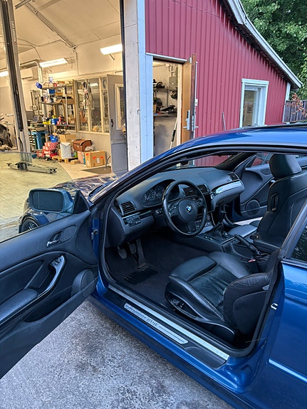 BMW 330Ci 6 of 7