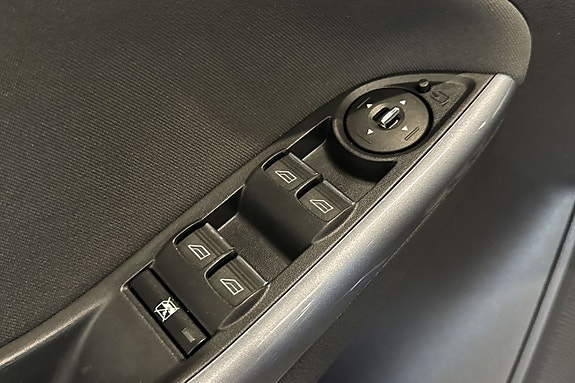 Ford Focus 12 of 13