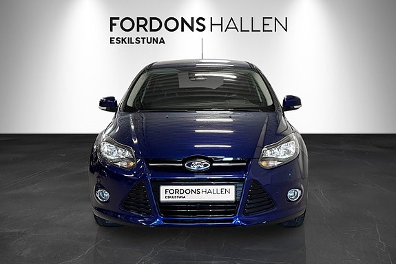 Ford Focus 2 of 13