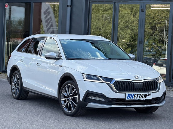 Skoda Octavia Scout 2 of 25