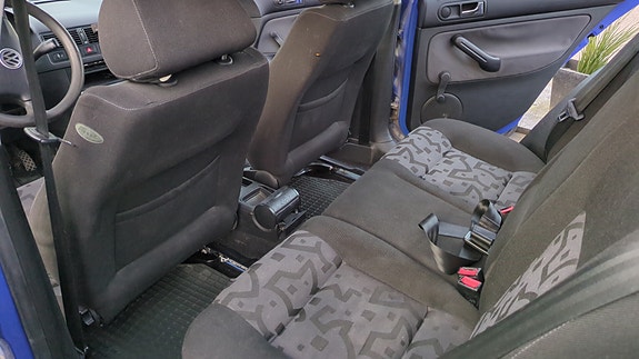 Volkswagen Golf IV 9 of 22