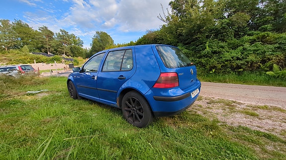 Volkswagen Golf IV 3 of 22