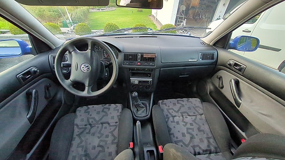 Volkswagen Golf IV 8 of 22