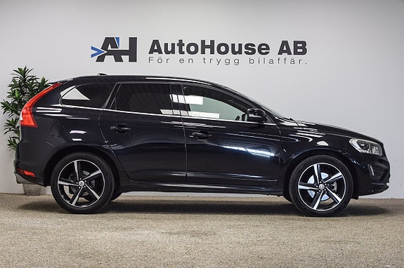 Volvo XC60 5 of 30