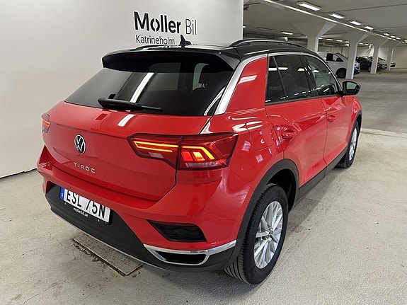 Volkswagen T-Roc 3 of 14