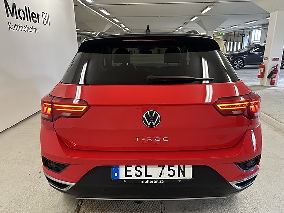 Volkswagen T-Roc 4 of 14