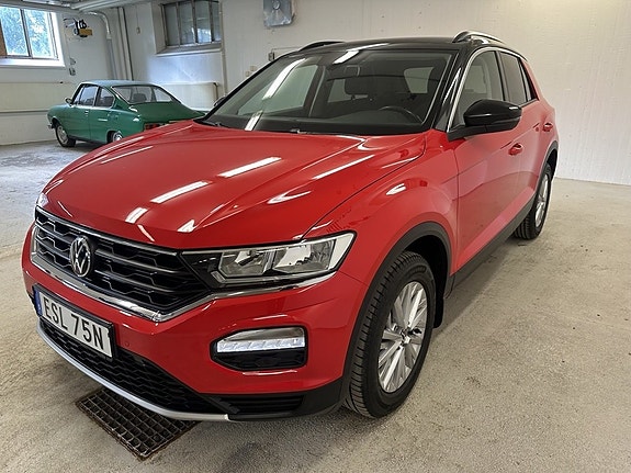 Volkswagen T-Roc 6 of 14