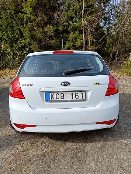 Kia Ceed 3 of 7