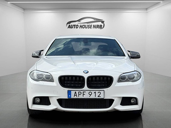 BMW 520d 4 of 10