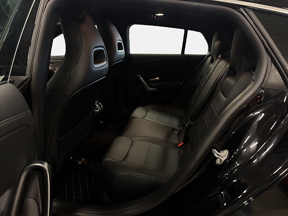 Mercedes-Benz CLA250 e 18 of 26