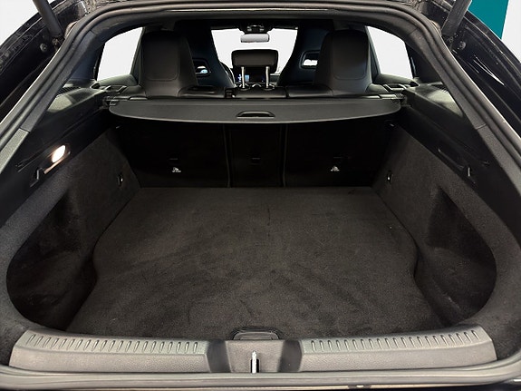 Mercedes-Benz CLA250 e 21 of 26