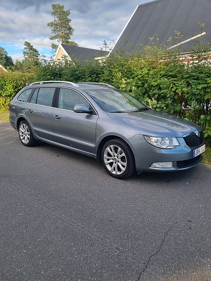 Skoda Superb 4 of 4