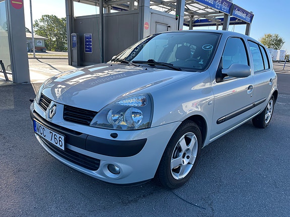 Renault Clio 2 of 16