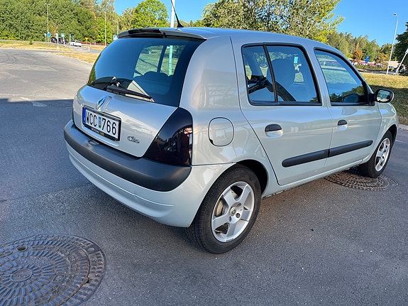 Renault Clio 5 of 16