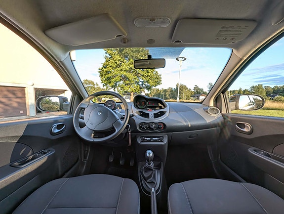 Renault Twingo 3 of 9