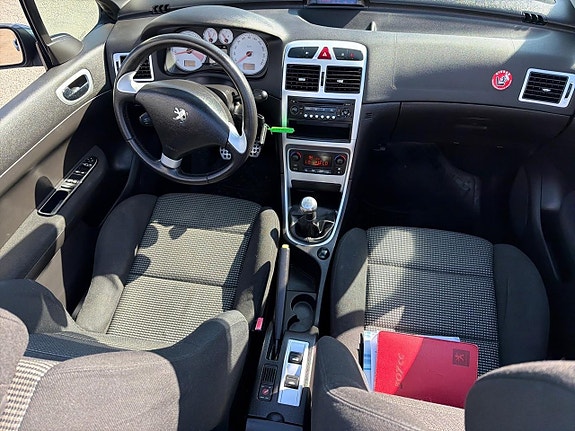 Peugeot 307 13 of 22