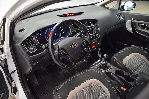 Kia Ceed 8 of 22