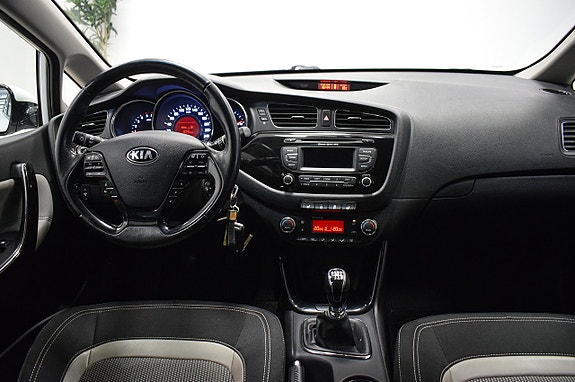 Kia Ceed 9 of 22