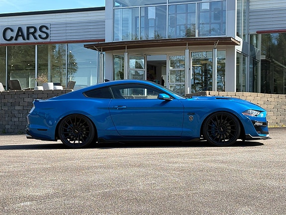 Ford Mustang 5 of 28