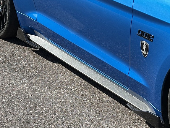 Ford Mustang 24 of 28
