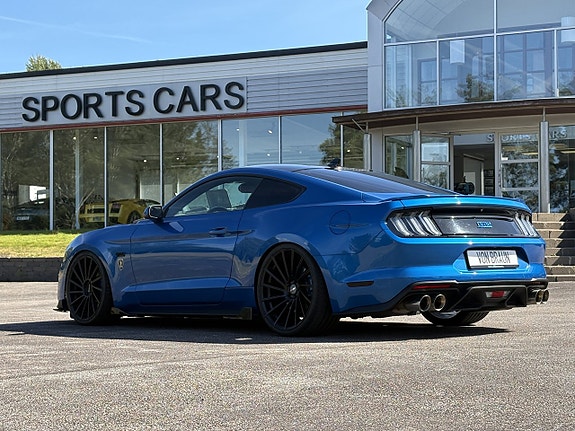 Ford Mustang 2 of 28