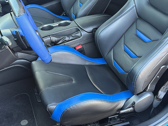 Ford Mustang 13 of 28