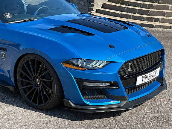 Ford Mustang 8 of 28