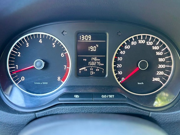 Volkswagen Polo 6 of 13