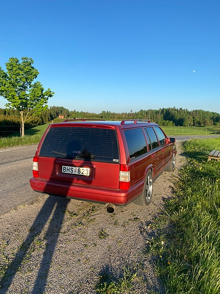 Volvo 960 2 of 10