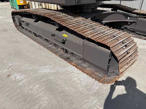 Volvo EC 250 EL 11 of 17