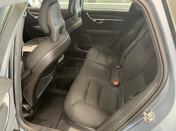 Volvo V90 4 of 6