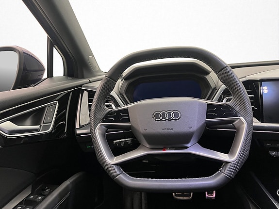 Audi Q4 e-tron 16 of 30