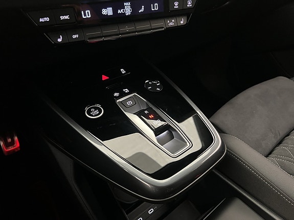 Audi Q4 e-tron 26 of 30