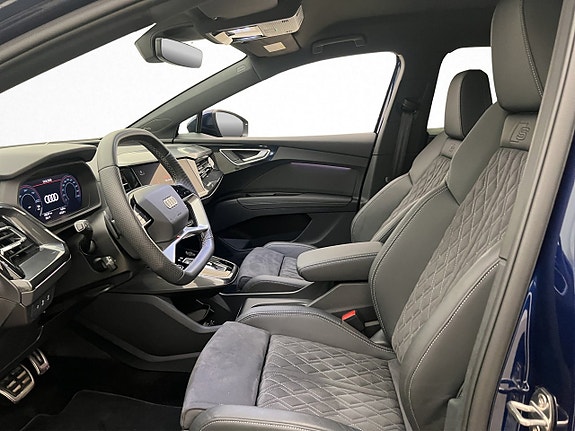 Audi Q4 e-tron 13 of 30