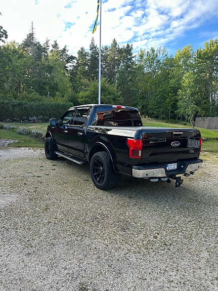 Ford F-150 5 of 8