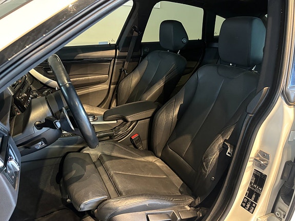 BMW 330d 14 of 30