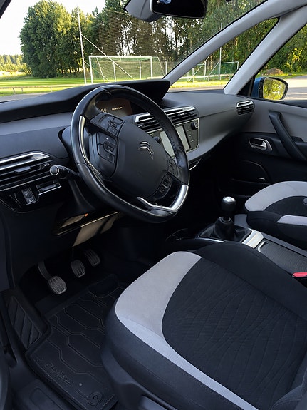 Citroen C4 Picasso 4 of 6