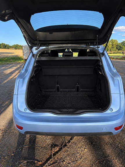 Citroen C4 Picasso 3 of 6